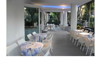 Hotel Paris Resort
