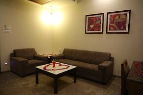 Neel's City Resort