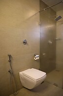 Neel's City Resort