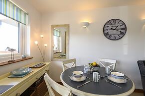 White Lodge Apartments