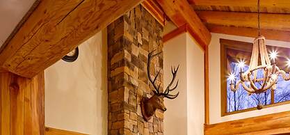 Caledonian Cabin