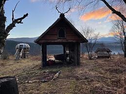 Caledonian Cabin