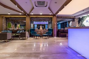 103 Degrees Hotel & SPA