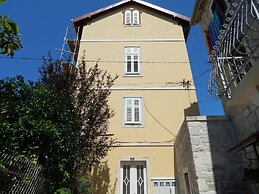 Apartments Moni