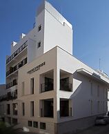 Terreno Suites