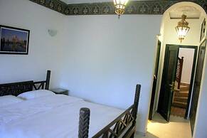 Villa palace  amina
