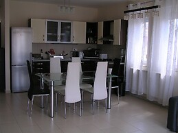 Gréta Wellness Apartmanok - Szt László u