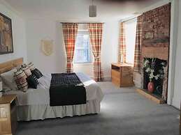 Vollie House