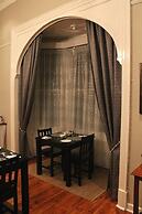 Tranquil House B&B @ 10 Berry St