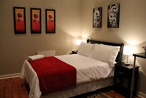 Tranquil House B&B @ 10 Berry St