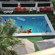 Ocana Apartments