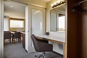 Hyatt Place Wilmington Riverfront