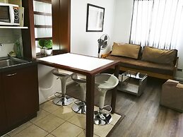 Amistar Apartments