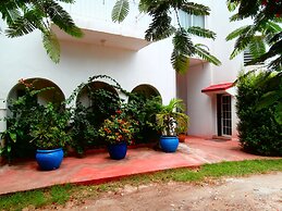 Myriam and Frank Residence
