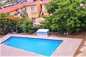 Myriam and Frank Residence