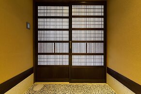Higashiyama Sho