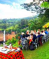 Sipi Falls lodge