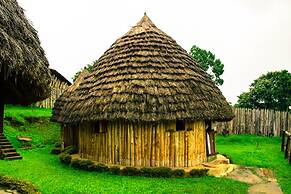 Sipi Falls lodge