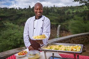 Sipi Falls lodge