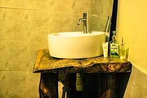 Sipi Falls lodge