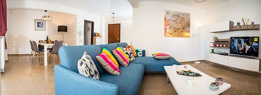 Taurus - Deluxe Apartment with Sea View