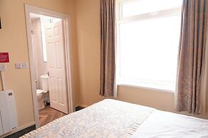 Claxton Hotel