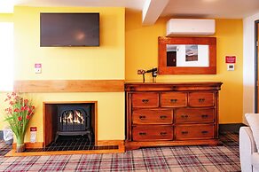 Claxton Hotel