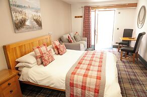 Claxton Hotel