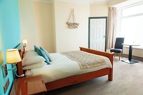 Claxton Hotel