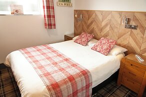 Claxton Hotel
