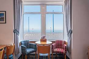 Claxton Hotel