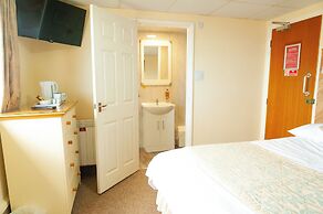 Claxton Hotel