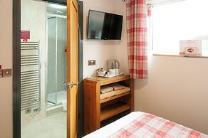 Claxton Hotel