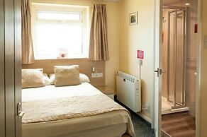 Claxton Hotel