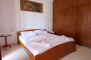 Vila  Ronaldo