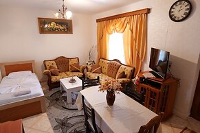 Vila  Ronaldo