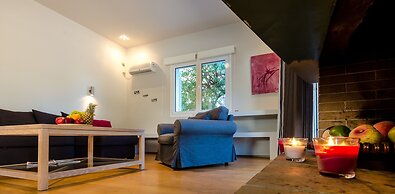 Glyfada  Aquarius Big Garden Villa