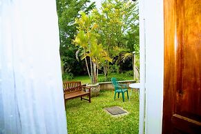 Lush Gardens Apartment 2