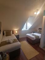 The Coo's Guest House