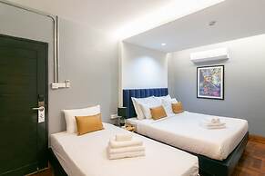 Castle Black Bangkok - Hostel