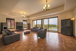 Tala Bay Residence - Families Only