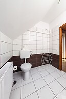 Szabolcs Apartments