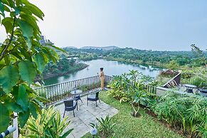 Grape County Resort