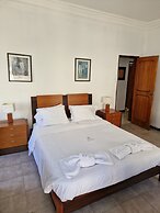 Zuni Guest House