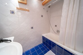 YalaRent Argaman 2BR & Balcony APT - Families only