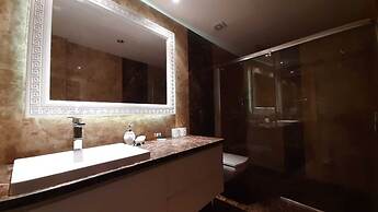 Elite Luxury Suite & Spa