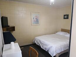 Rainbow Motor Inn