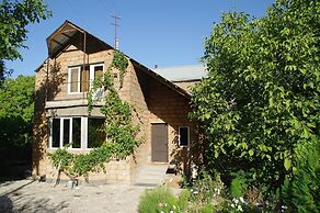 Areni House B&B