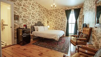 Merrill House