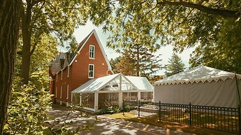 Merrill House